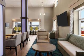 Days Inn & Suites by Wyndham Bowling Green - Bowling Green - 8