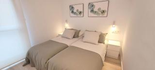 Cozy White Home in Getxo - 5