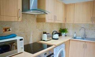 ✪ Luxury 2-bed City Apt Near Westfield- 7 Min Walk - 1