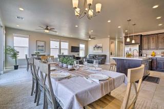 Community Pool and Private Hot Tub Washington Home! - Washington - 3