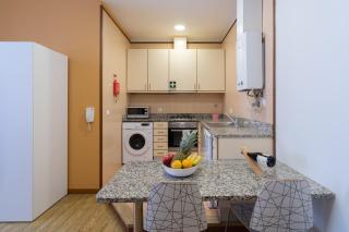 Host Wise - Urban Stylish Flat - Ace Location - 8