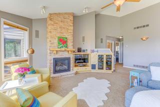 Mountain Views and Hot Tub Airy Forest Escape! - 2