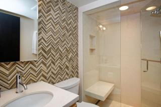 Cottonwoods Unit 1C, Downtown Condo with Upgraded Kitchen & Bathrooms - 4