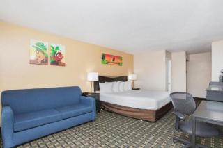 Stanford Inn & Suites Anaheim - Anaheim - 1