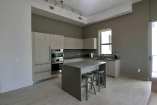 Luxury Two Bed Two Bath Beach Resort Condo 35 USD resort fee per day - Hollywood - 5