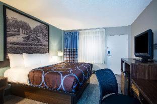 Super 8 by Wyndham Mobile I-65 - Mobile - 4
