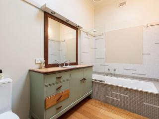 BEACHSIDE GETAWAY DROMANA - Dromana - 5