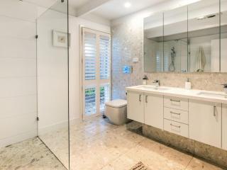WAIKIKI BLAIRGOWRIE - 1