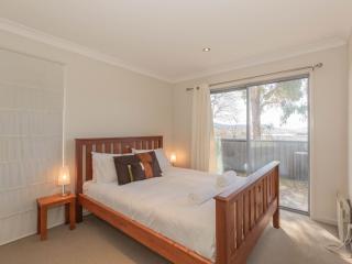 Aspect 1 8a Poley Cow Lane - Jindabyne - 3