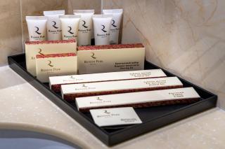 Renion Park Hotel - 1