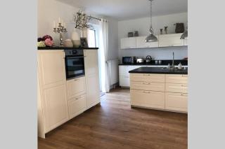 Leaf&Stay Ferienhaus auf Usedom mit optionaler Wallbox - Paske - 2