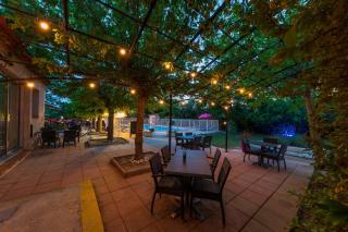 Logis Hotel Noemys pont de l'Etoile - Aubagne - 6