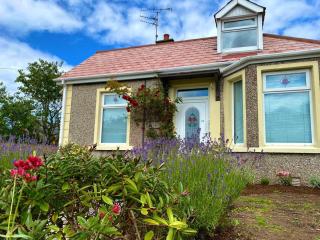 Rose Cottage: Delightful 4 bedroom detached home - Portrush - 9