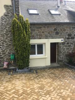 Rose by the sea - Beach front sea views - 0