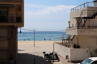 AT174 Apartamento en segunda línea de la playa, wifi - Torredembarra - 0
