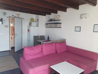 Modern Two Floors Apartment With A Beautiful View - Martinšćica - 1