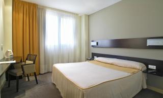 Blu Hotel Pamplona - Imárcoain - 8