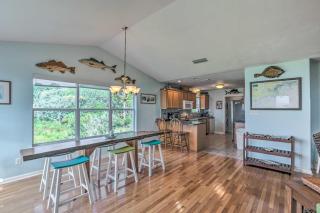 Waterfront Gulf Coast Getaway with Boat Dock! - 4