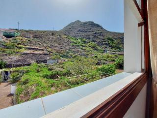 Casa Ana con balcón - 1