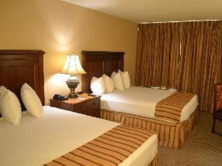 Magnuson Grand Hotel and Conference Center Tyler - 3