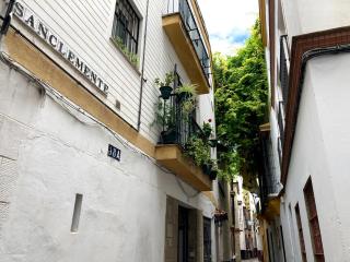 Acogedor apt 8pax 4Bdr 2Bth- CozyHomeSevilla2 - Siviglia - 2