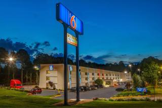 Motel 6-Norcross, GA - 3