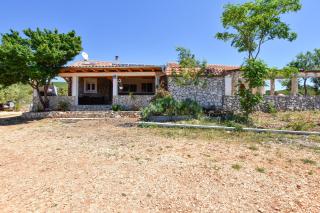 House Romano - Neviđane - 0