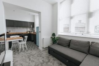 ST MARYS APARTMENT - Modern Apartment in Charming Market Town in the Peak District - Penistone - 4