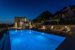 Manitennisvillas - 0