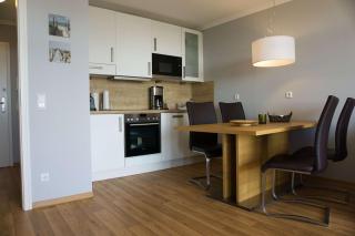 mit Meerblick und Balkon, gratis Nutzung vom AHOI Erlebnisbad und Sauna in Sellin - Meeresblick FeWo 22 - Göhren - 3