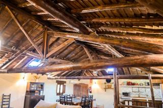 Un espacio único, 'La Casona del Señor' con bodega - Caleruela - 4