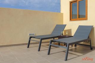 Luxurious Duplex Seafront Apt w Amazing Sea Views - 8
