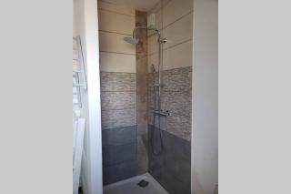 Maison chaleureuse avec parking gratuit sur place - Saint-Romain-sur-Cher - 2