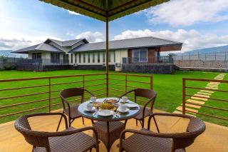 Ferias Vita by StayVista with Turf, Rainshower, Lawn, Swimming pool and Gazebo - Chinchavli - 5