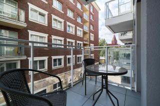 Apartments Wrocław Jana Pawła II with FREE PARKING Wrocław by Noclegi Renters - 7