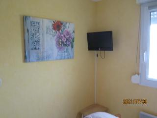 T3 avec balcon plein sud en bord de mer – 50 ml .2 chambres tout confort, équipé de chauffage électrique pour période hivernale, - Camiers - 2