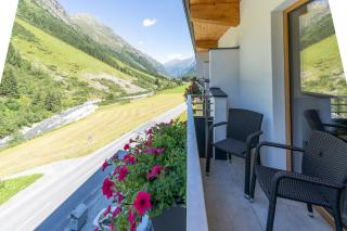 Hotel Gundolf - Sankt Leonhard im Pitztal - 2