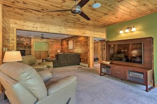 Game Room, Yard and Hot Tub Spacious Catskills Home - 5