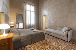 Portego del Drapier - Venice - 5