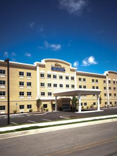 Baymont by Wyndham Erie - Erie - 2