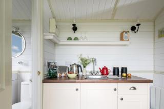 Romantic Shepherds Hut, Kenilworth - Kenilworth - 4