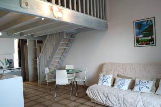 Joli studio indépendant avec jardin et piscine partagés - 2