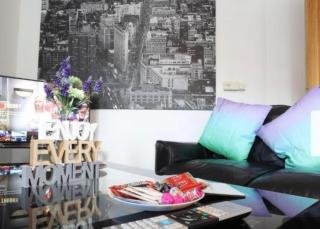 ParkView City Balcony Apartment with Self Checkin - Birmingham - 2