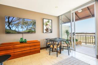 Santai Sands - with Sea and Mountain Glimpses! - 2