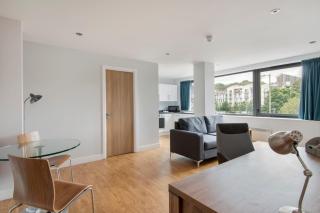 HQ Aparthotel Farnborough - Farnborough - 4