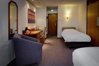 Plaza Chorley; Sure Hotel Collection by Best Western - Chorley - 2