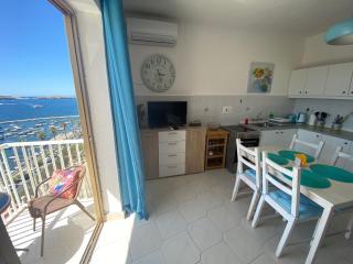 St Paul's Bay Sunset View Apartment - St Paul's Bay - 5