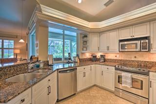 Marco Island Home with Pool and Lanai Less Than 1 Mi To Beach - Marco Island - 4