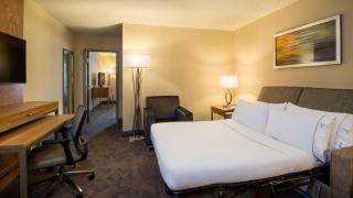 Holiday Inn Express Hotel & Suites Sherwood Park-Edmonton Area by IHG - 1