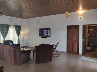 Elegant holiday homes Coorg - Madikeri - 5